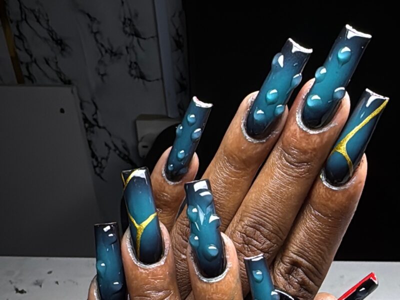 J bloom Nailsandbeauty