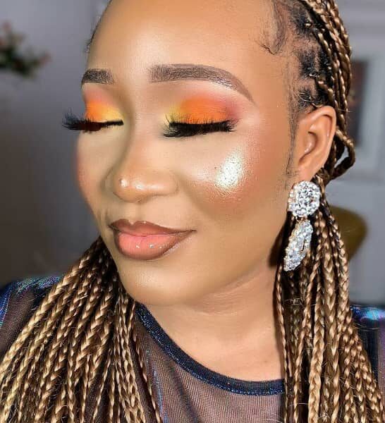 Professional Makeup artist and skincare coach