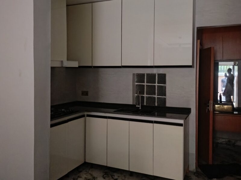 A well finished and furnished studio apartment