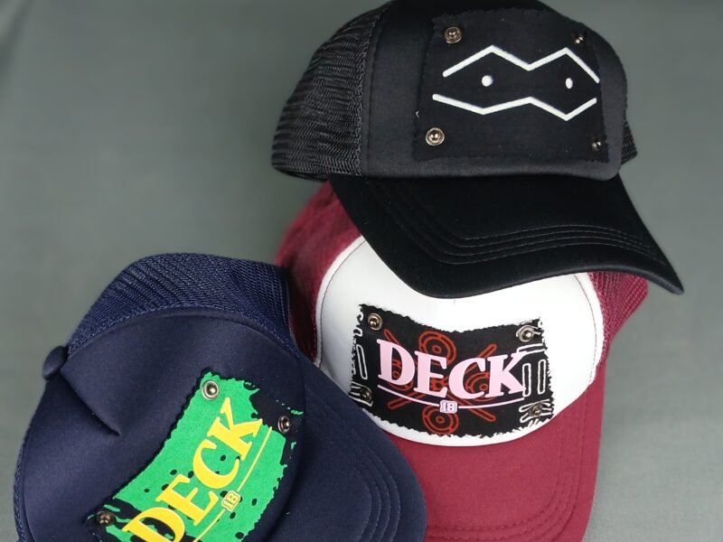 DECKCLOTING