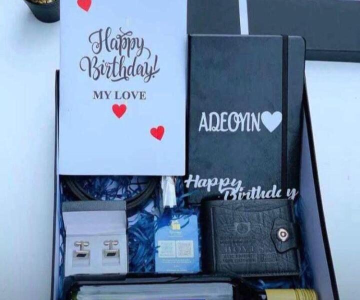 Souvenirs and Gift Sets