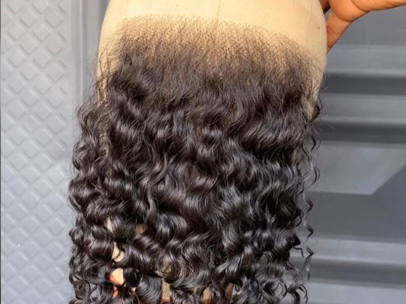 Professional Hair Ventilator and Hairstylist