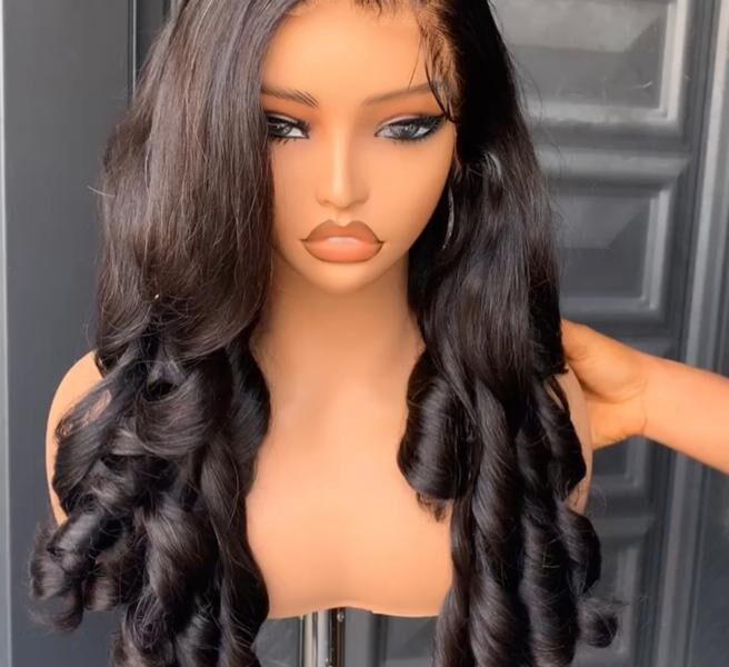 Professional Hair Ventilator and Hairstylist
