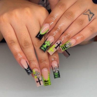 lora nails
