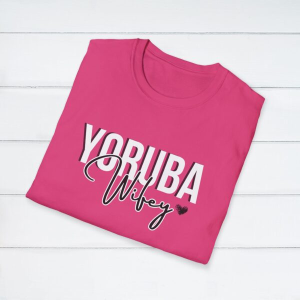 Yoruba Wifey Women's T-Shirt - Image 4
